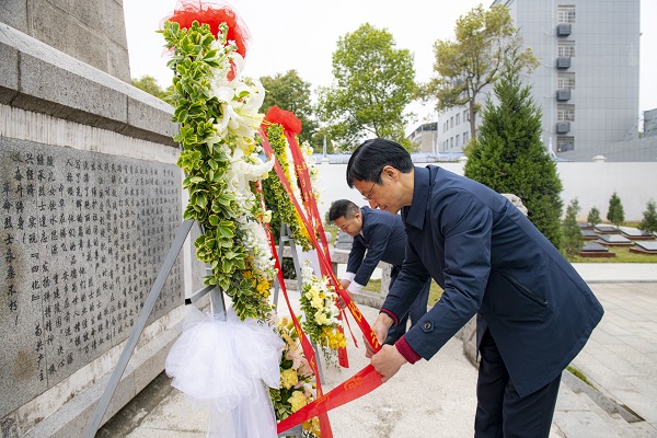 d019a196c06f871481e76e29d0bb6e6.jpg d019a196c06f871481e76e29d0bb6e6.jpg