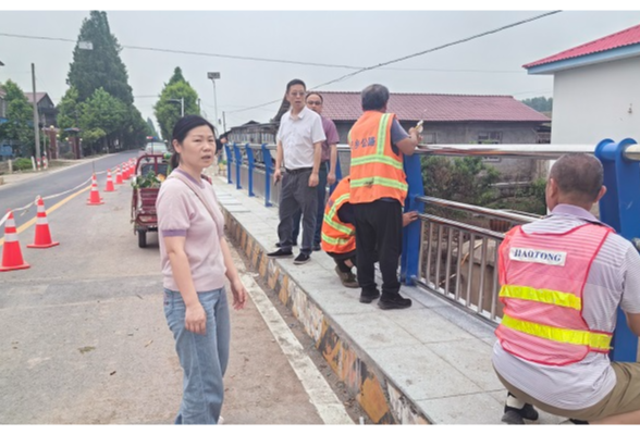 县公路建设养护中心开展节前安全大检查