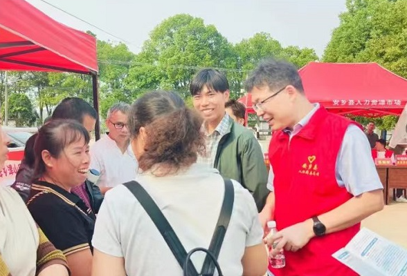 零工服务进社区 下渔口镇专场招聘会顺利举办