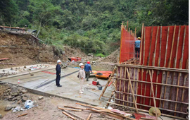 新晃交通质安站深入一线“把脉”在建项目