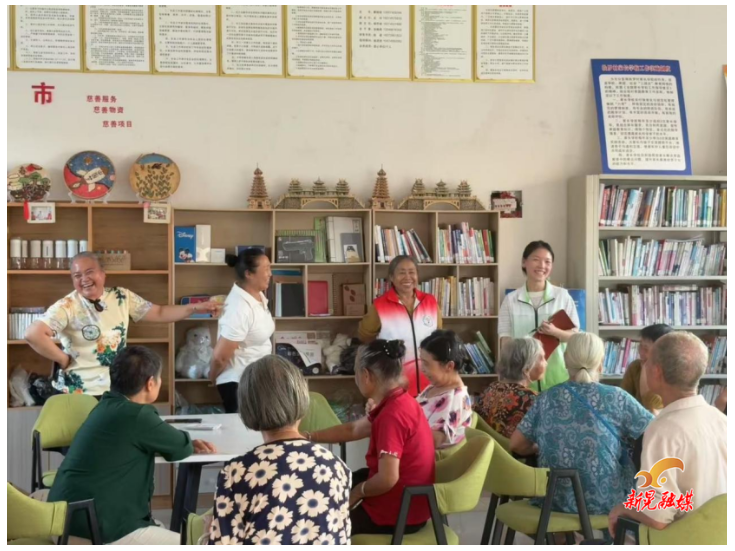 扶罗镇民政社工站：指尖连邻里 银发学不停