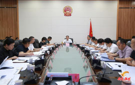 杨鹏主持召开7月重点工作碰头会
