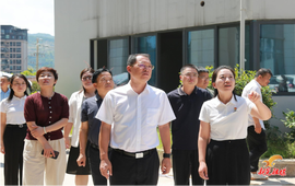 杨鹏调研2025年秋季学期开学工作