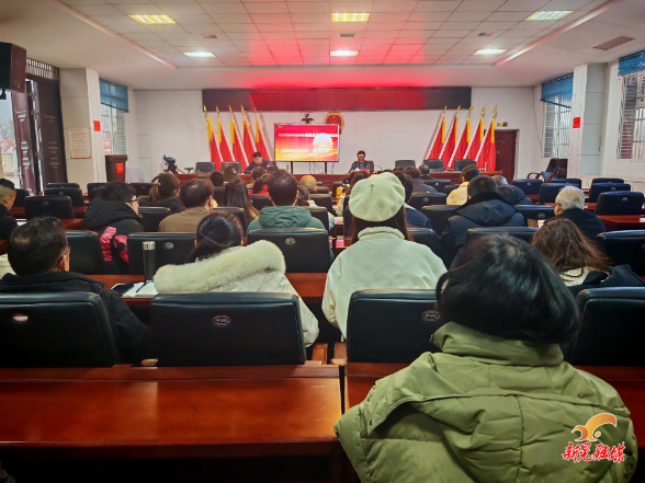 学习贯彻党的二十届四中全会精神县“龙溪讲坛”宣讲团到波洲镇宣讲