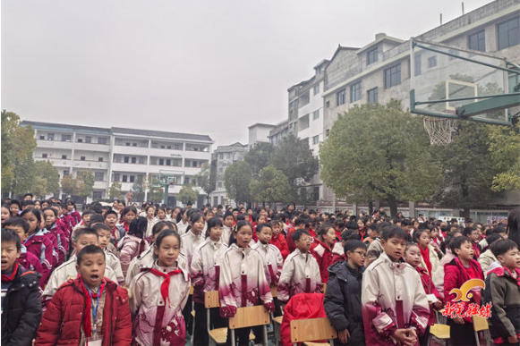 赓续红色血脉 唱响元旦新声