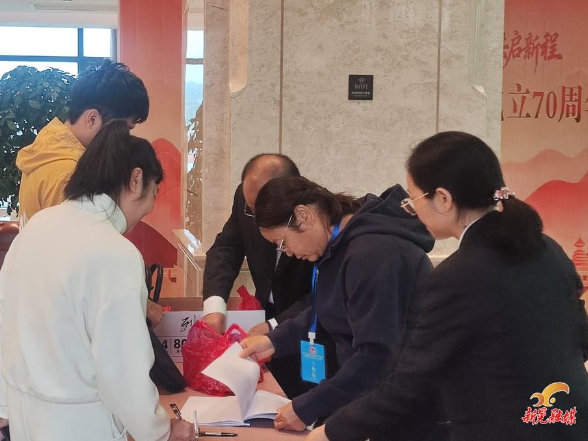 【聚焦两会】出席县第十九届人大一次会议的代表今日报到 肩负重托共谋发展新篇