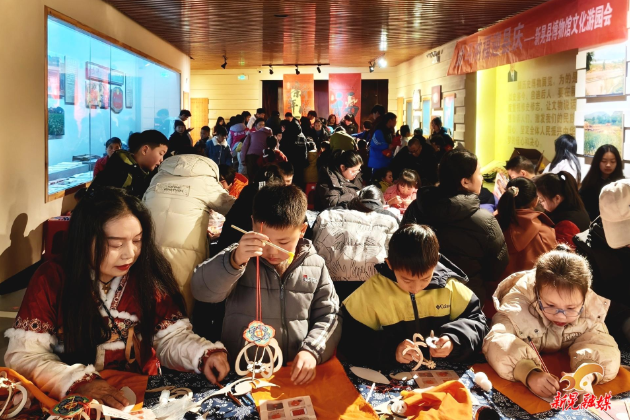 新春走基层丨县博物馆开展“金马纳福迎县庆”文化游园会