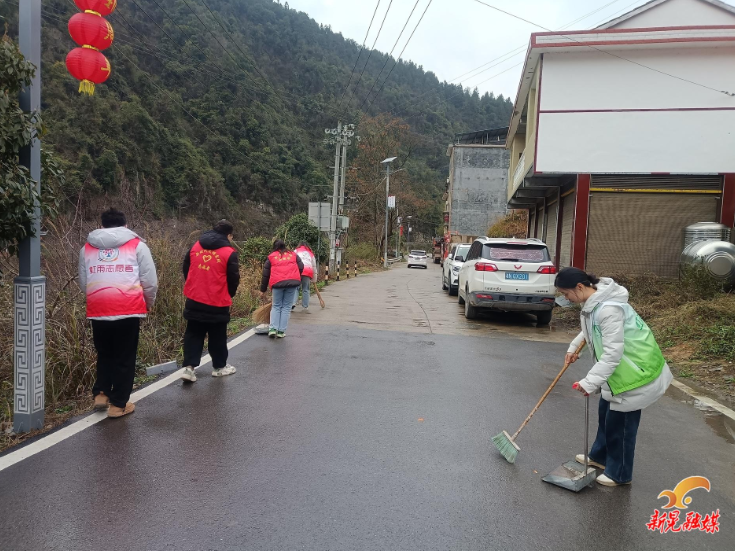 米贝苗族乡：三月春风润苗乡 雷锋精神践初心