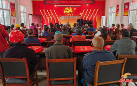 县残联为100户困难残疾人家庭发放25万元生产物资