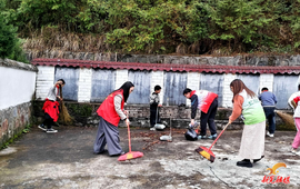 步头降苗族乡、鱼市镇、扶罗镇、凉伞镇组织开展清明祭扫活动