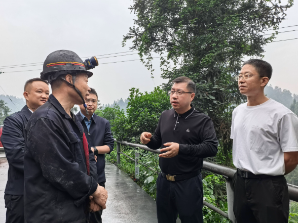 杨凯程专题调研绿色矿业发展工作