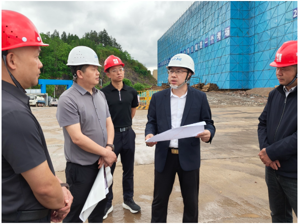 杨凯程调研县庆项目建设及安全生产工作