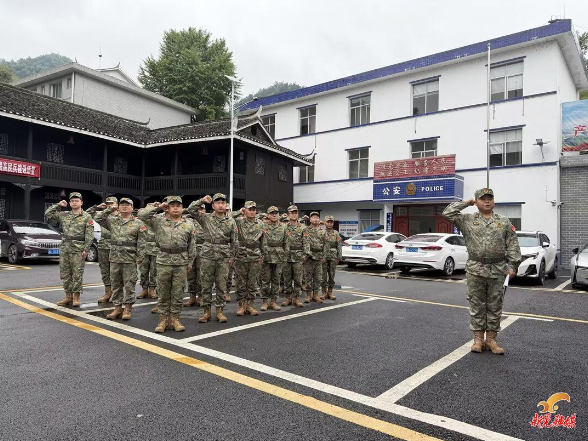 步头降苗族乡开展民兵点验暨防汛应急演练