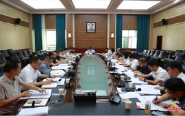 我县民生领域信访问题集中治理暨常态化集中治理重复信访专项行动工作调度会召开