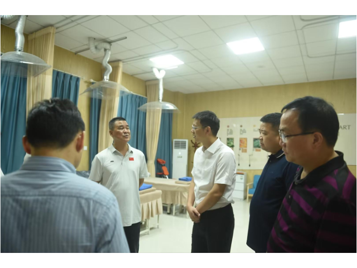 校地携手赋能侗乡康养 新晃与湖南中医药高等专科学校签订战略合作协议