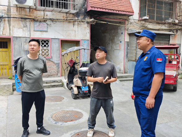 我县多部门联合开展燃气水电安全隐患专项排查