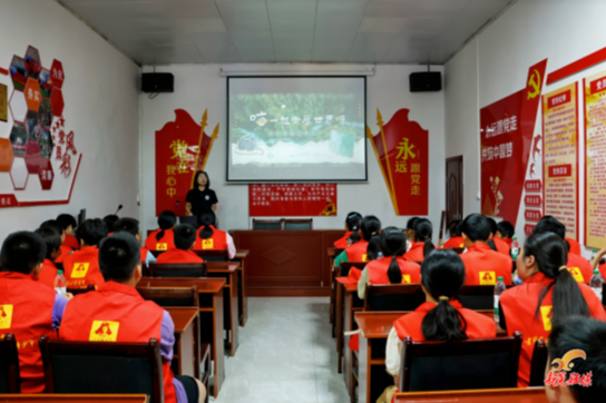新晃开展暑期青少年综合素质课堂成长营活动