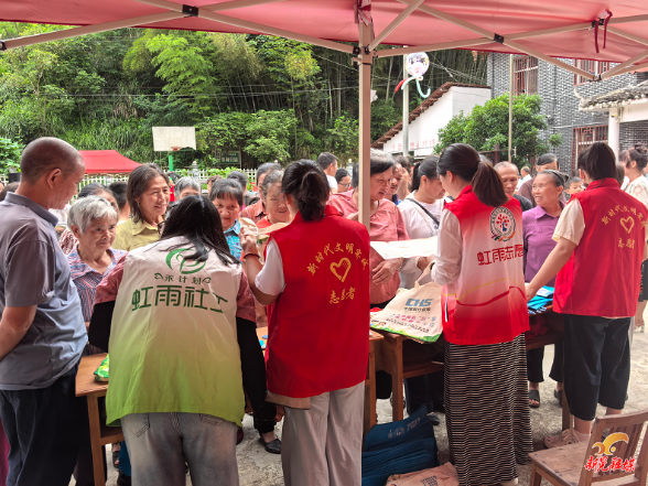 步头降苗族乡：依托党群服务阵地 便民服务点亮群众生活