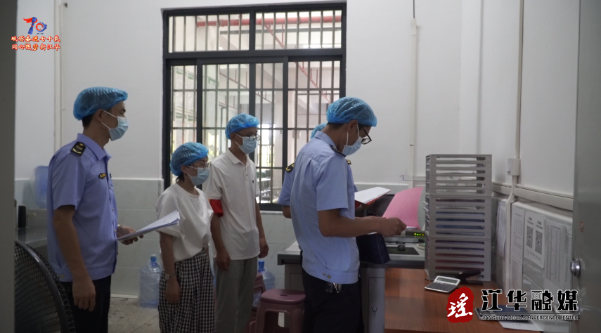 江华：“食”刻准备不放松 筑牢开学“食安防线”