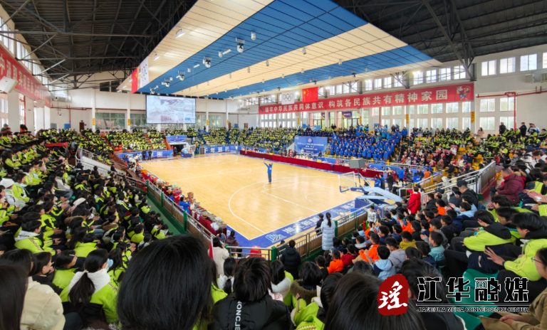 江华：寒潮不寒 “第二现场”掀起足球热浪