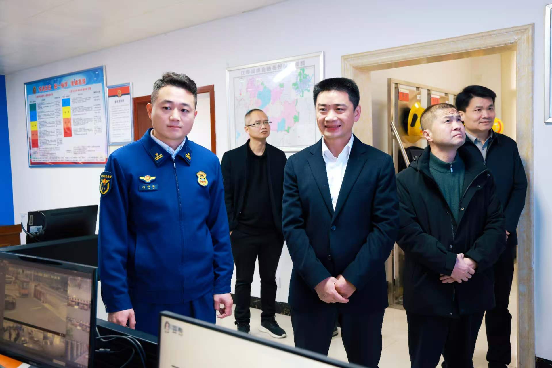 5cf3dbf67c513e53ab2a6ef4c3dbc4c5.jpg 5cf3dbf67c513e53ab2a6ef4c3dbc4c5.jpg