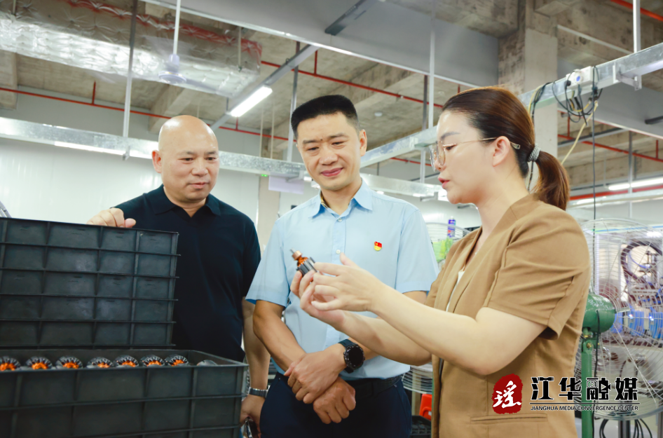 江华：袁章中调研产业项目发展并督导安全生产工作