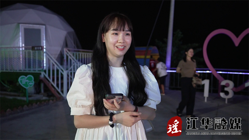 陈莉.jpg
