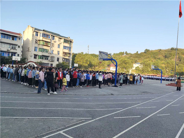 市实验中学进行消防安全演练_洪江教育_洪江市新闻网