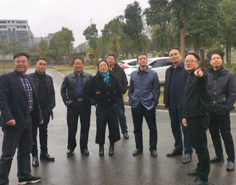 省委党校专家组来我市党校考察