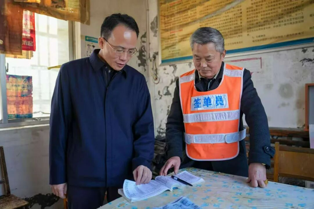 郑小胡以“四不两直”方式督导检查我市安全生产、巩固拓展脱贫攻坚成果同乡村振兴有效衔接等工作