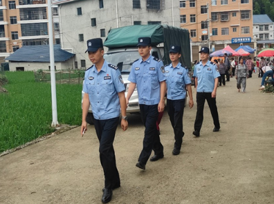 市公安局：“赶集蓝”上线！民警执勤巡逻护民安