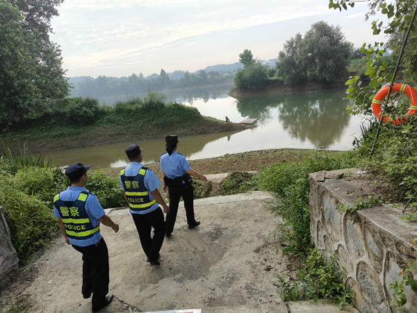夏日防溺水，红岩警务室在行动