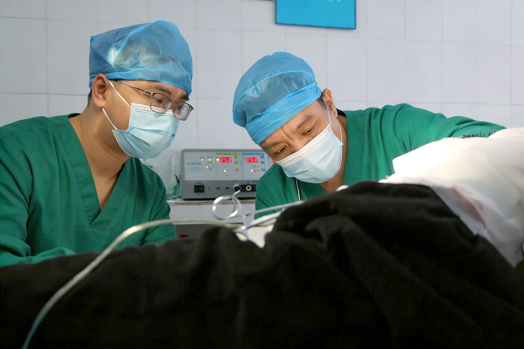 市中医医院：专家下乡手术惠民生 群众“家门口”享优质医疗服务