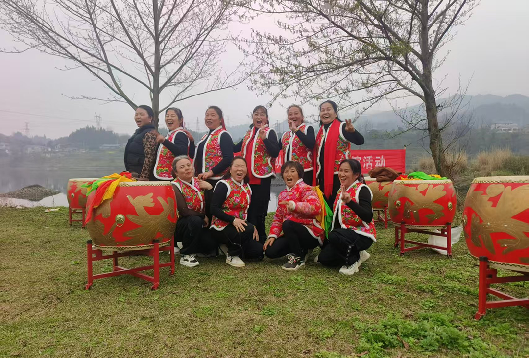 【江市镇】情暖三月颂巾帼 文明实践聚芳华