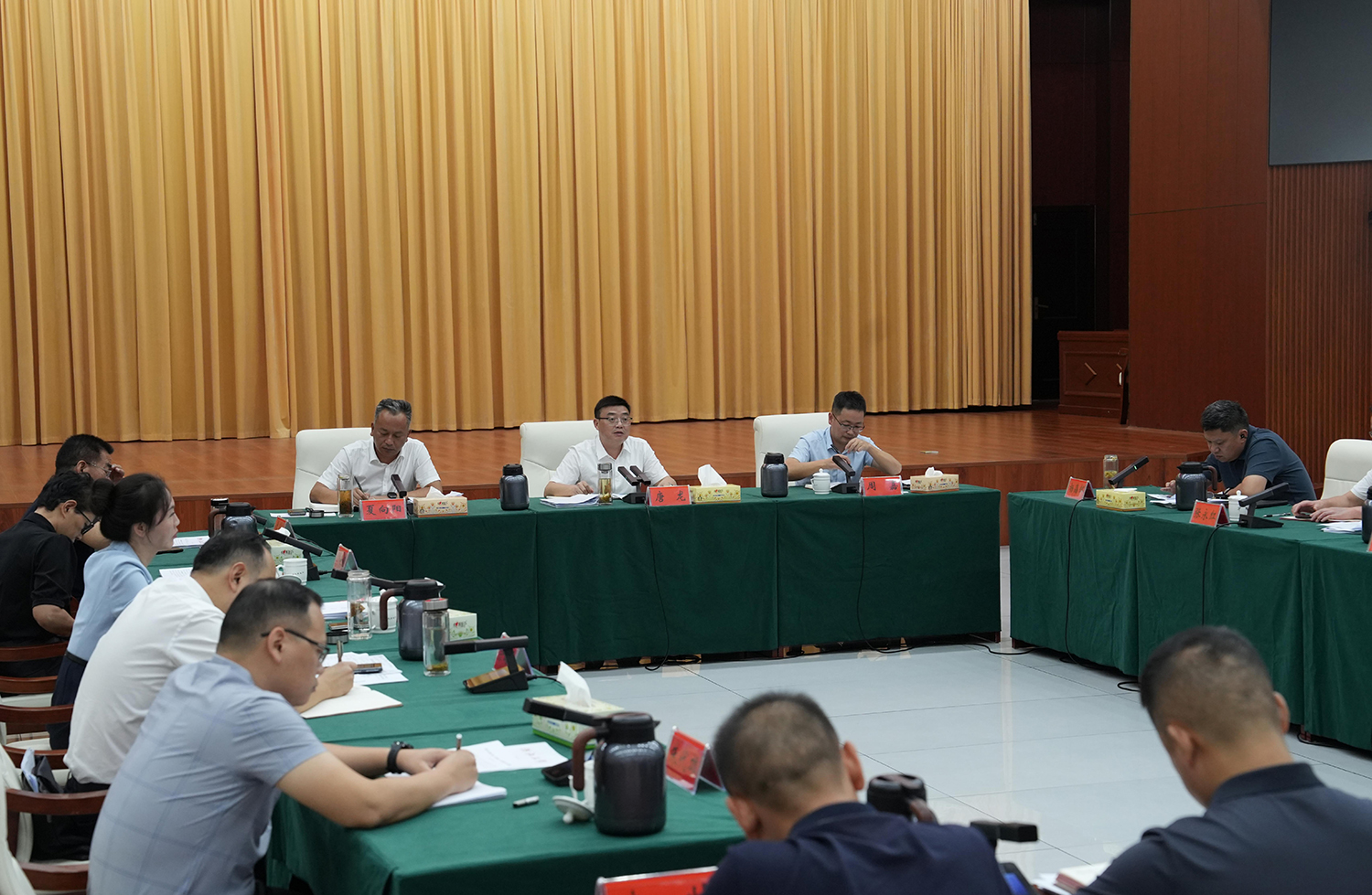 洪江市传达学习怀化市第七次党代会精神