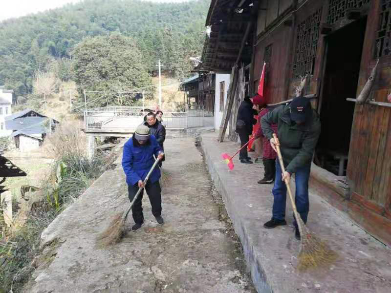 【龙船塘瑶族乡】主题活动“接地气” 精准扶贫暖民心