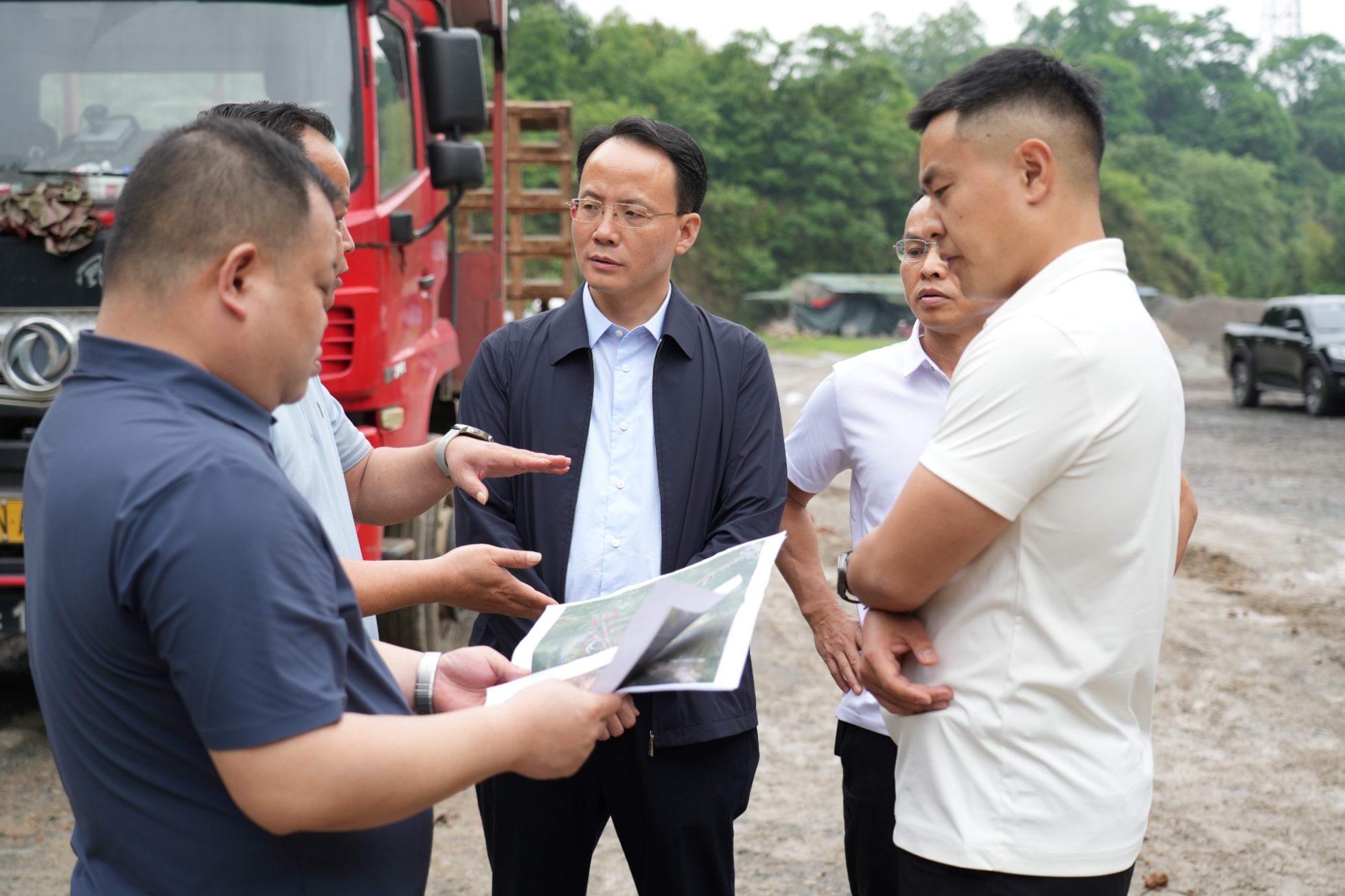 郑小胡调研环保督察反馈问题整改及安全生产工作