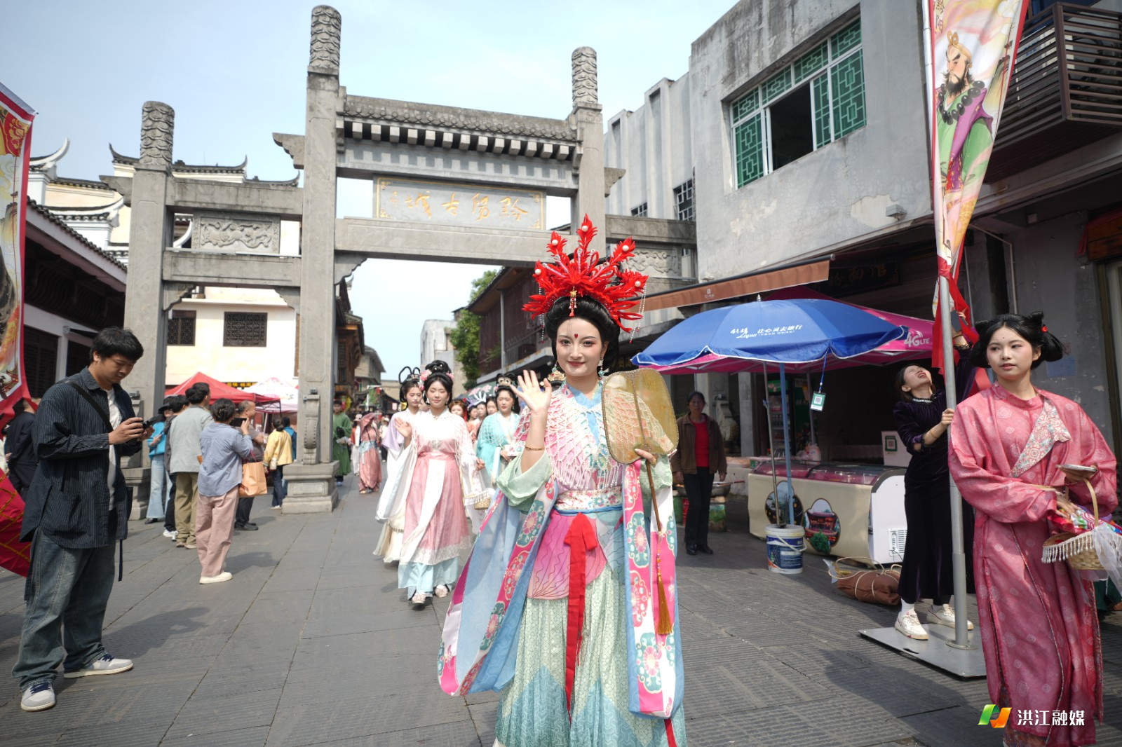“五一”假期黔阳古城文旅消费持续升温 古韵新风引爆假日热潮