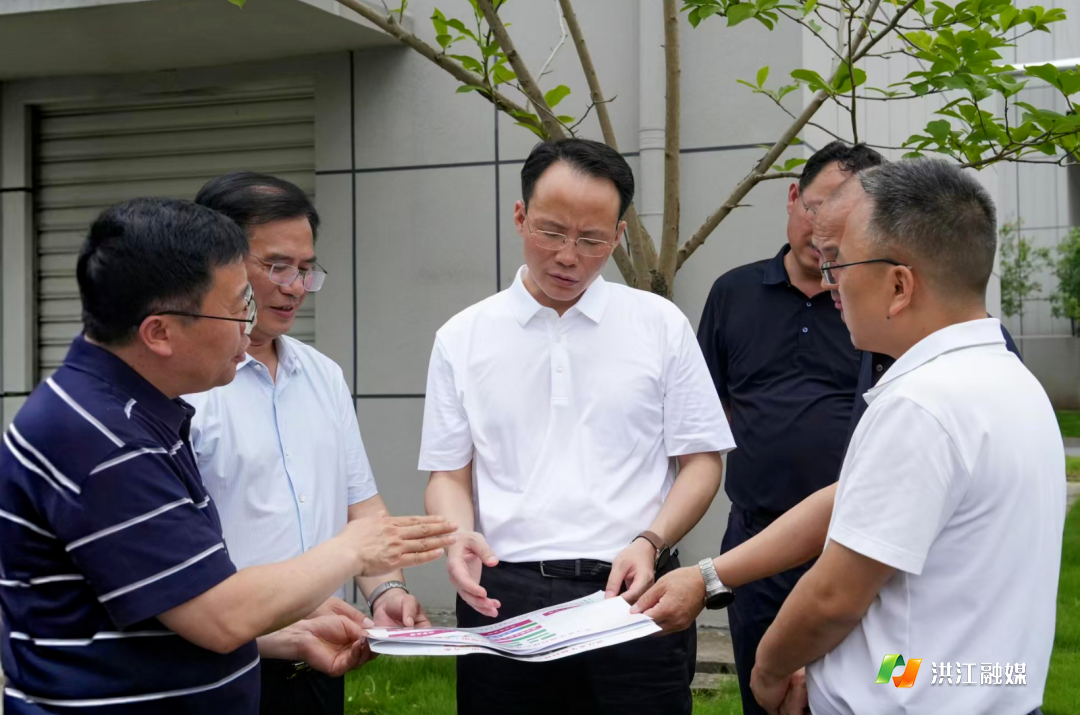 郑小胡调研检查高考组考、项目建设与安全生产工作
