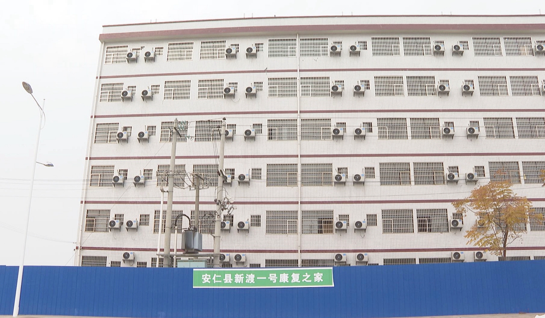Still1228_00001_副本.jpg