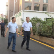 黄力调研老旧小区改造工作