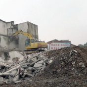 旅发大会进行时丨提质城市建设，居民配合拆除房屋