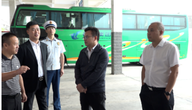 坚决守牢风险防范底线 确保国庆期间安全稳定