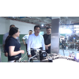 现场办公解难题 问需纾困促发展