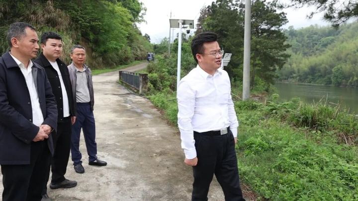 抓实春耕生产 筑牢防汛防线