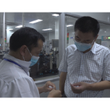 黄力调研企业生产和项目建设工作