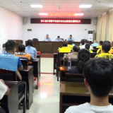 化身流动“食安探头” 我县30名外卖骑手受聘食品安全社会监督员