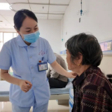 树典型 立榜样 提士气 振精神丨陈丽琼:白衣执甲守初心 匠心护理担使命