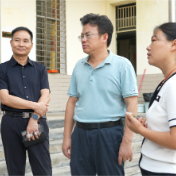 实地走访察民情 精准帮扶促振兴