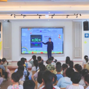 消防知识走进幼儿园 百名萌娃齐学逃生本领